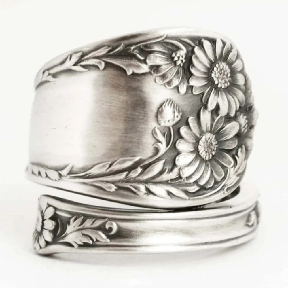 Victorian Vintage European Style Spoon Handle Flatware Ring (Size: 9) NWOT